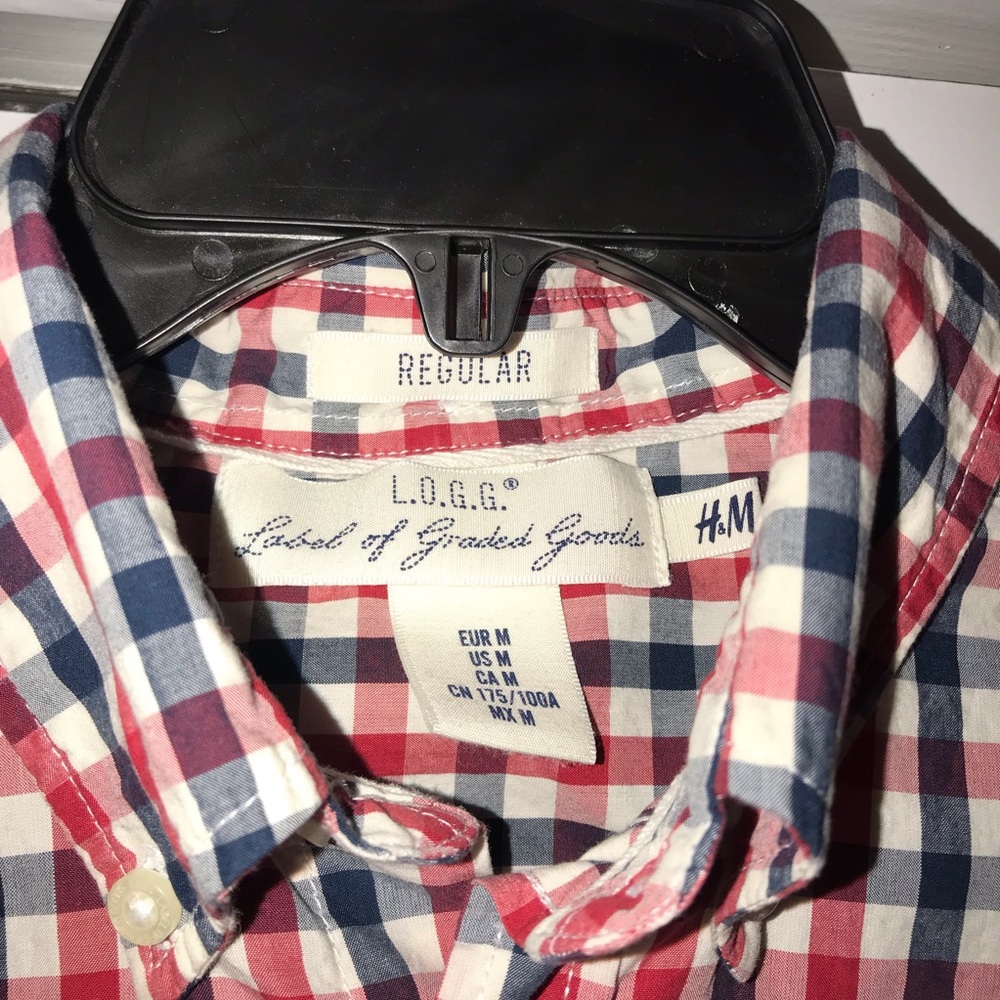 Men’s (M) H&M checkered button down - Picture 2 of 3